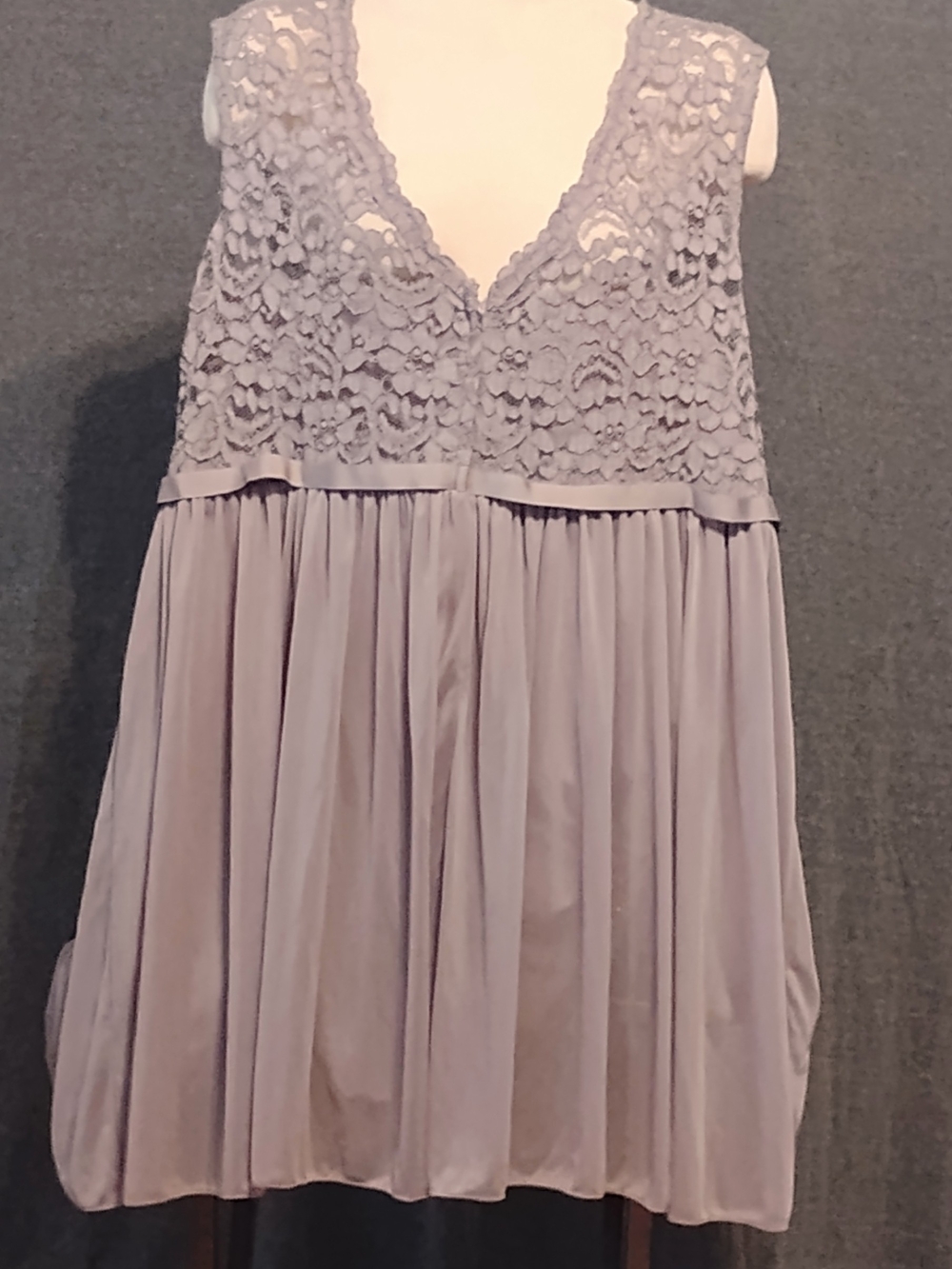 Lace Bodice V-Neck Sleeveless Chiffon Formal/ Bridesmaid Dress - Taupe